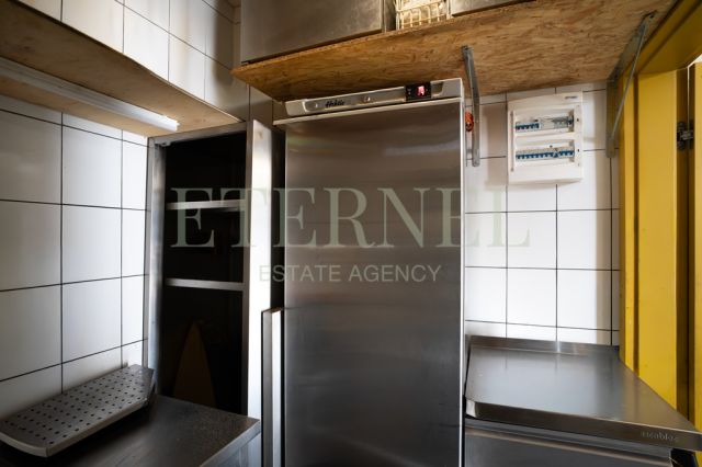 Lokal Kraków Czyżyny, os. Dywizjonu 303. Zdjęcie 8