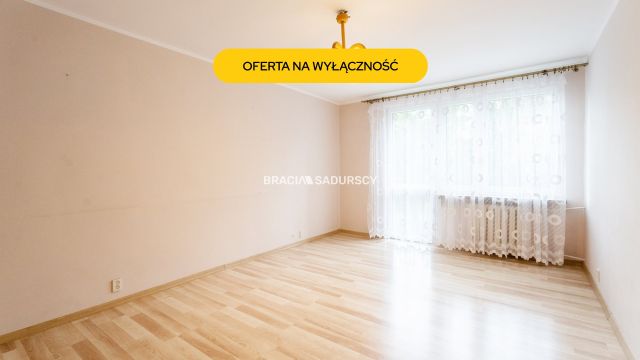 Mieszkanie 4-pokojowe Kraków Czyżyny, os. Dywizjonu 303. Zdjęcie 1