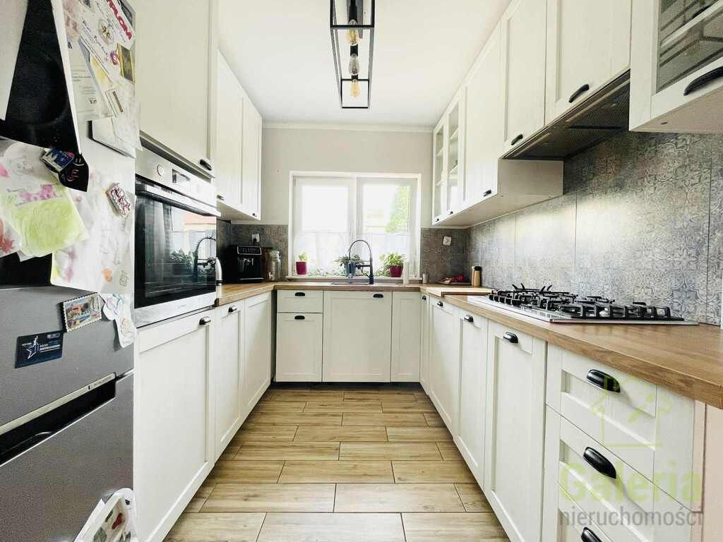 dom szeregowy, 5 pokoi Police. Zdjęcie 3