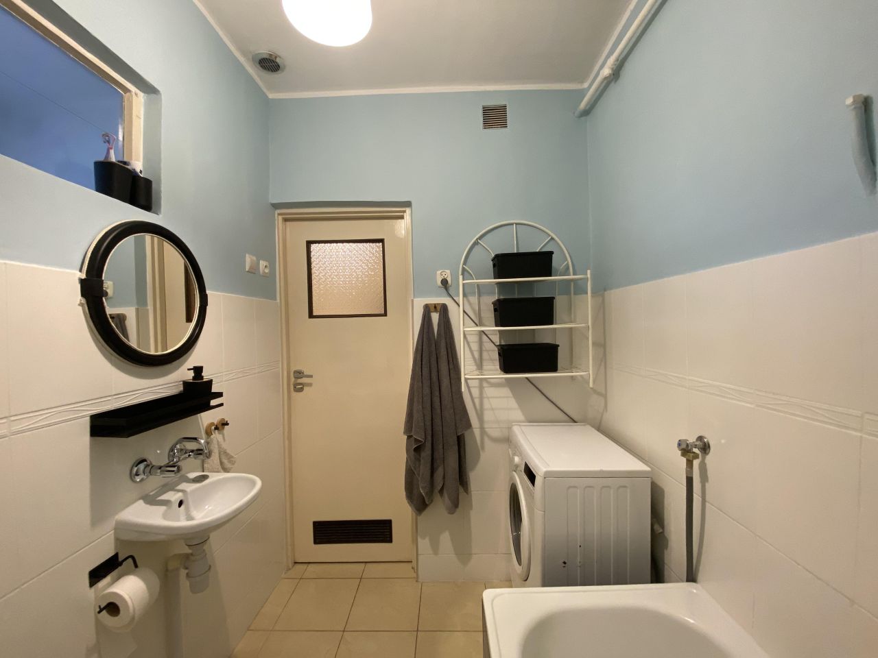 dom wolnostojący, 2 pokoje Otanów. Zdjęcie 11