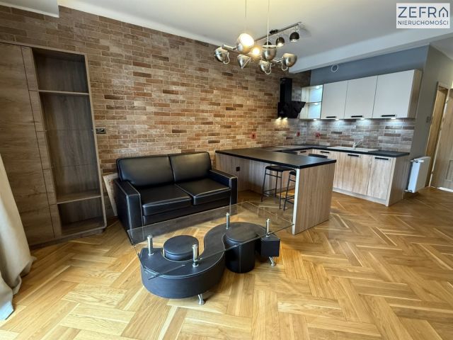 Mieszkanie 2-pokojowe Kraków Dębniki, ul. Skwerowa. Zdjęcie 1