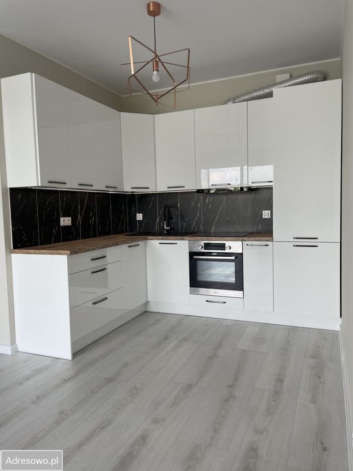 Mieszkanie 2-pokojowe Ostrów Wielkopolski, ul. Szmaragdowa. Zdjęcie 9