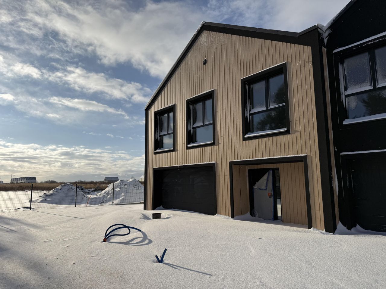 Mieszkanie 5-pokojowe Łady, ul. Miklaszewskiego. Zdjęcie 3