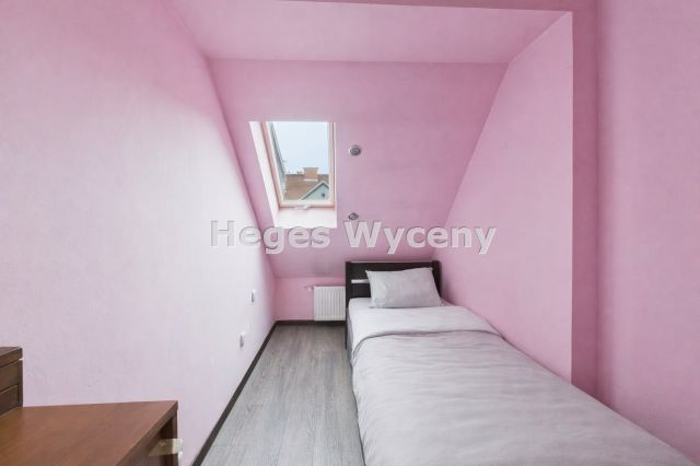 Mieszkanie 3-pokojowe Legnica. Zdjęcie 3