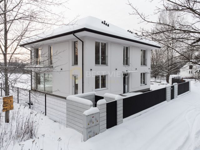 dom wolnostojący, 5 pokoi Zalesie Górne, ul. Leśnych Malin. Zdjęcie 2