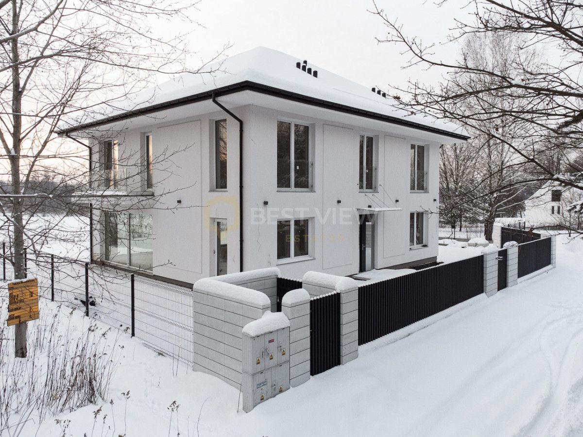 dom wolnostojący, 5 pokoi Zalesie Górne, ul. Leśnych Malin. Zdjęcie 2