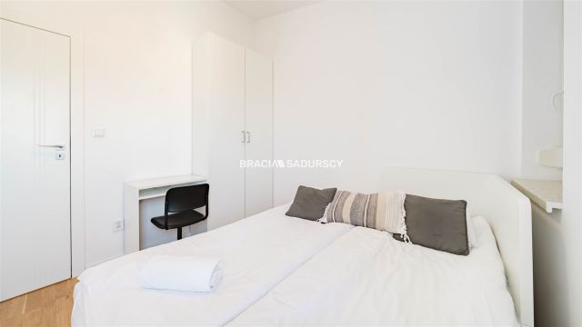 Mieszkanie 3-pokojowe Kraków Stare Miasto, ul. Radziwiłłowska. Zdjęcie 15