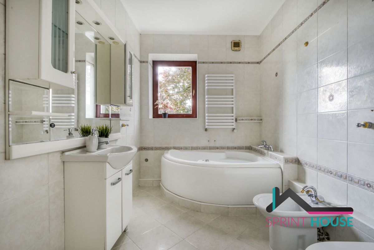 dom szeregowy, 8 pokoi Ząbki, ul. gen. F. Sławoja Składkowskiego. Zdjęcie 18