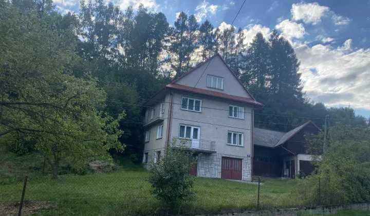 dom wolnostojący, 6 pokoi Krośnica Wysznia Krośnica, ul. Ojca Leona