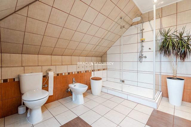 dom wolnostojący, 5 pokoi Marcyporęba, ul. św. Marcina. Zdjęcie 25