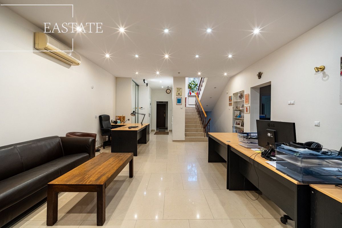 dom wolnostojący, 11 pokoi Warszawa Saska Kępa, ul. Genewska