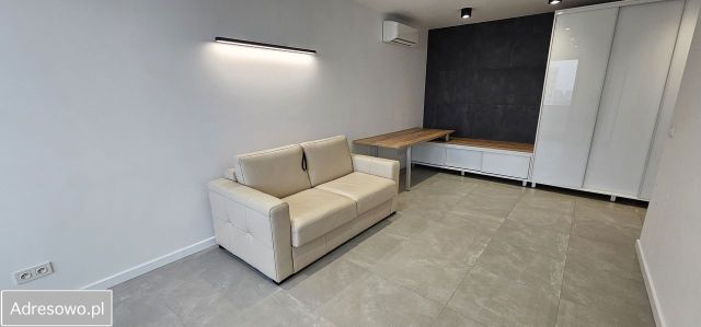 Mieszkanie 2-pokojowe Warszawa Ursynów, ul. Dereniowa. Zdjęcie 1