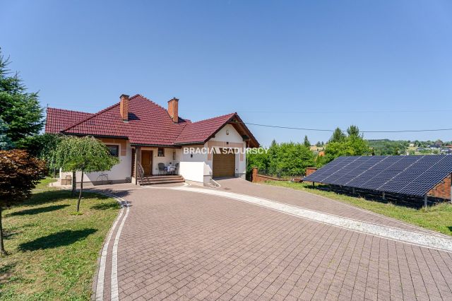 dom wolnostojący, 7 pokoi Mucharz. Zdjęcie 12