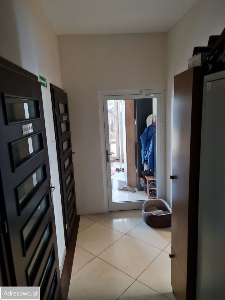 Hala/magazyn Laski. Zdjęcie 11