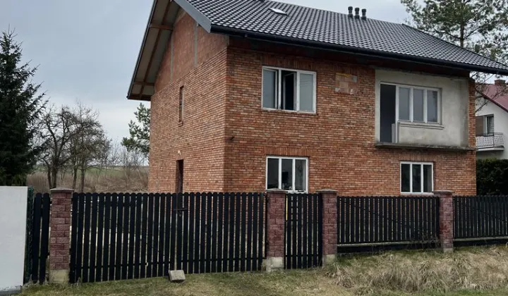 dom wolnostojący, 8 pokoi Strzeżów Pierwszy