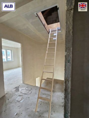dom szeregowy, 4 pokoje Banino. Zdjęcie 12