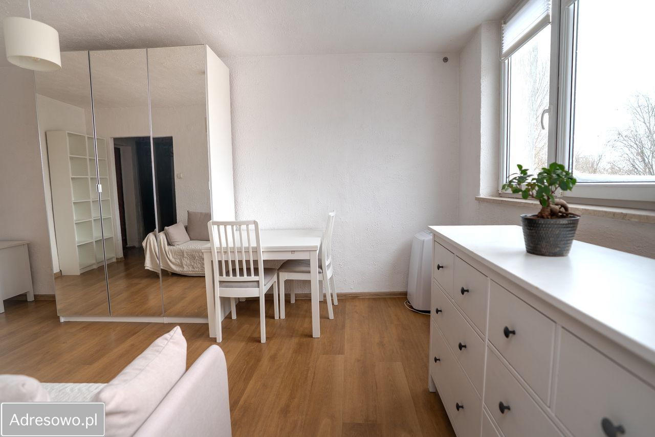 Mieszkanie 1-pokojowe Warszawa Bródno, ul. Wybrańska. Zdjęcie 2