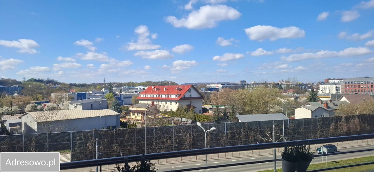 Mieszkanie 3-pokojowe Kraków Podgórze, ul. Strycharska. Zdjęcie 2