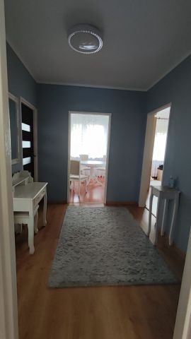Mieszkanie 4-pokojowe Tarnobrzeg Serbinów, ul. Zwierzyniecka. Zdjęcie 1