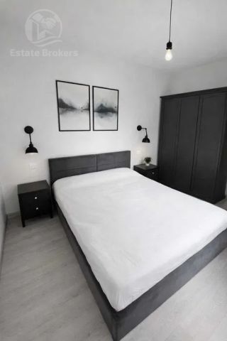 Mieszkanie 3-pokojowe Wrocław Śródmieście, ul. Jedności Narodowej. Zdjęcie 1