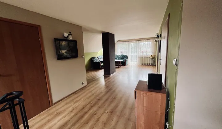 dom wolnostojący, 5 pokoi Drzewica, ul. Cmentarna