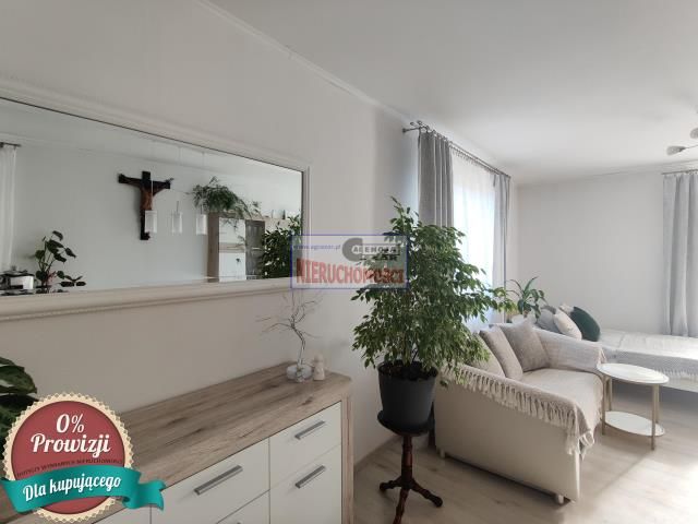 dom wolnostojący, 3 pokoje Mrozy. Zdjęcie 1