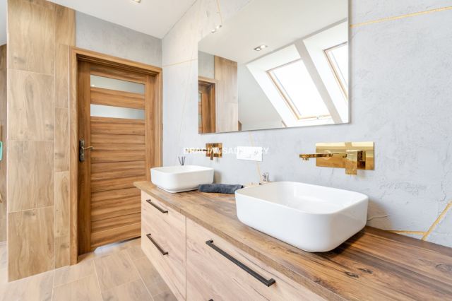 dom wolnostojący, 6 pokoi Zawada. Zdjęcie 20