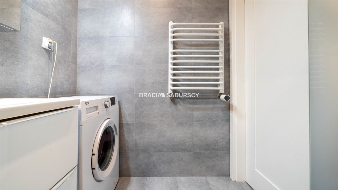 Mieszkanie 2-pokojowe Kraków Dębniki, ul. dr. Jana Piltza. Zdjęcie 23