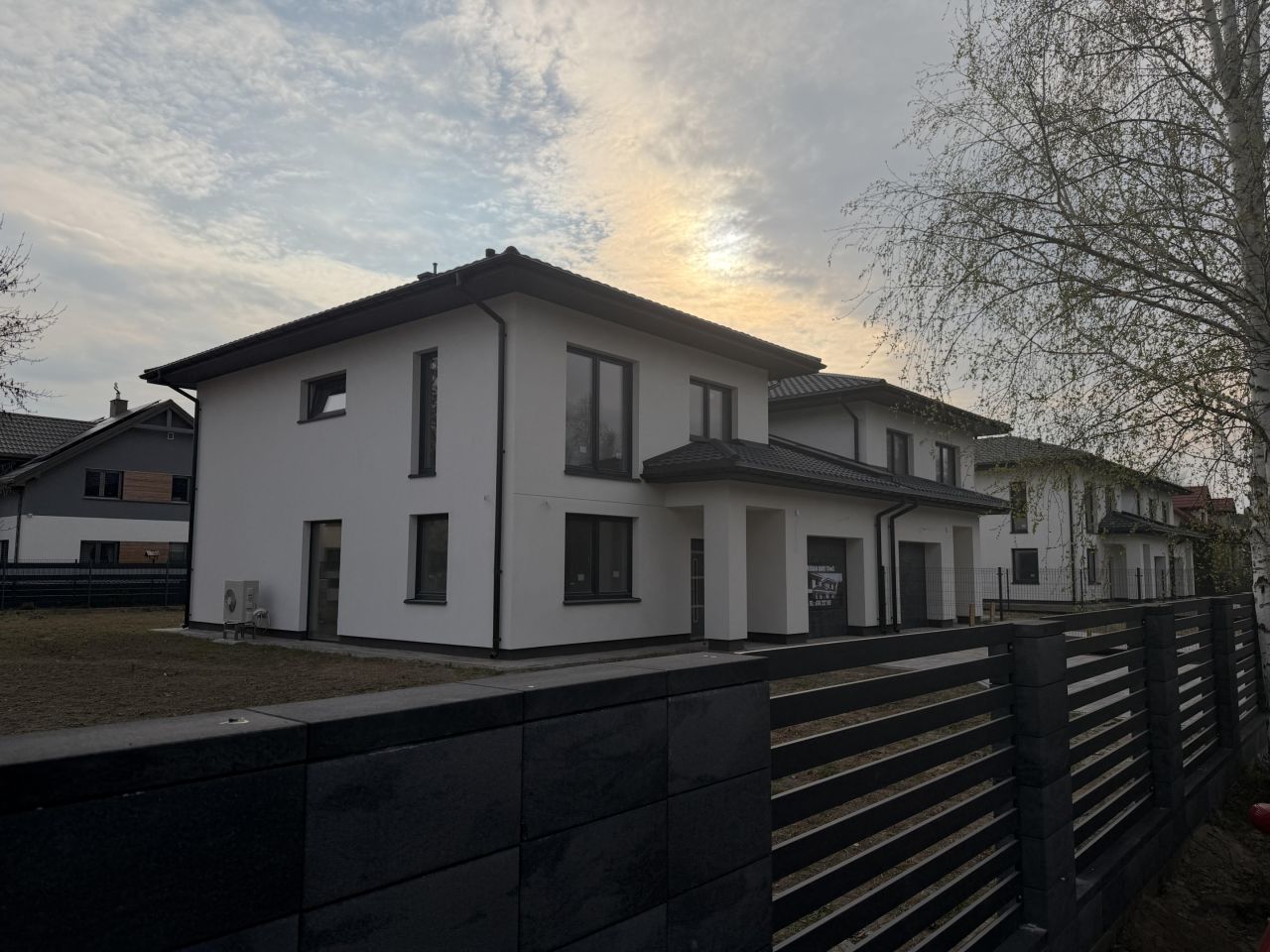 bliźniak, 5 pokoi Falenty Duże, ul. Zamkowa. Zdjęcie 2