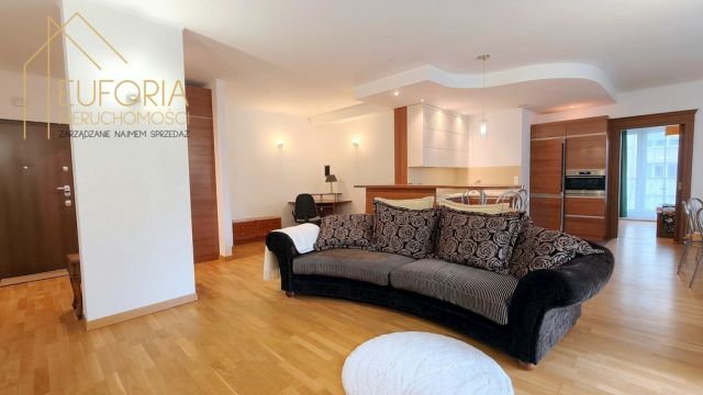 Mieszkanie 4-pokojowe Łódź, ul. Emilii Plater. Zdjęcie 1