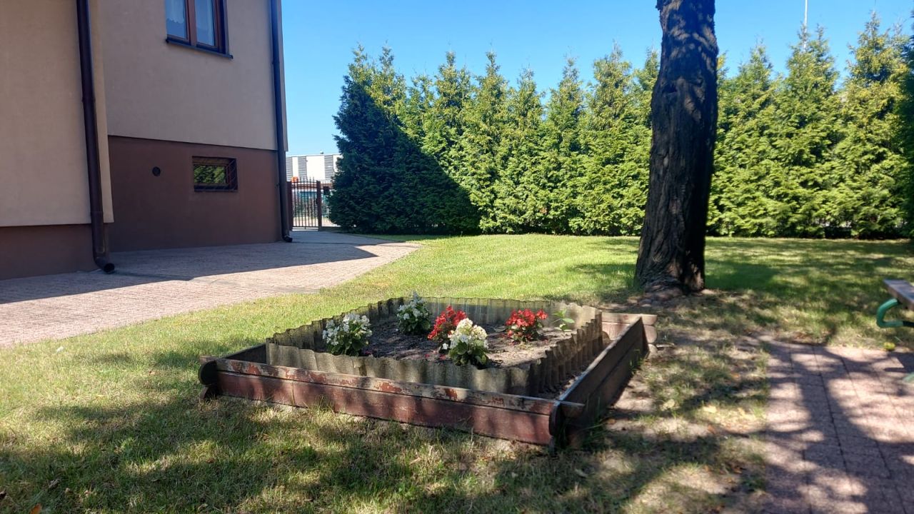 dom wolnostojący, 4 pokoje Kielce Ślichowice, ul. Permska. Zdjęcie 3