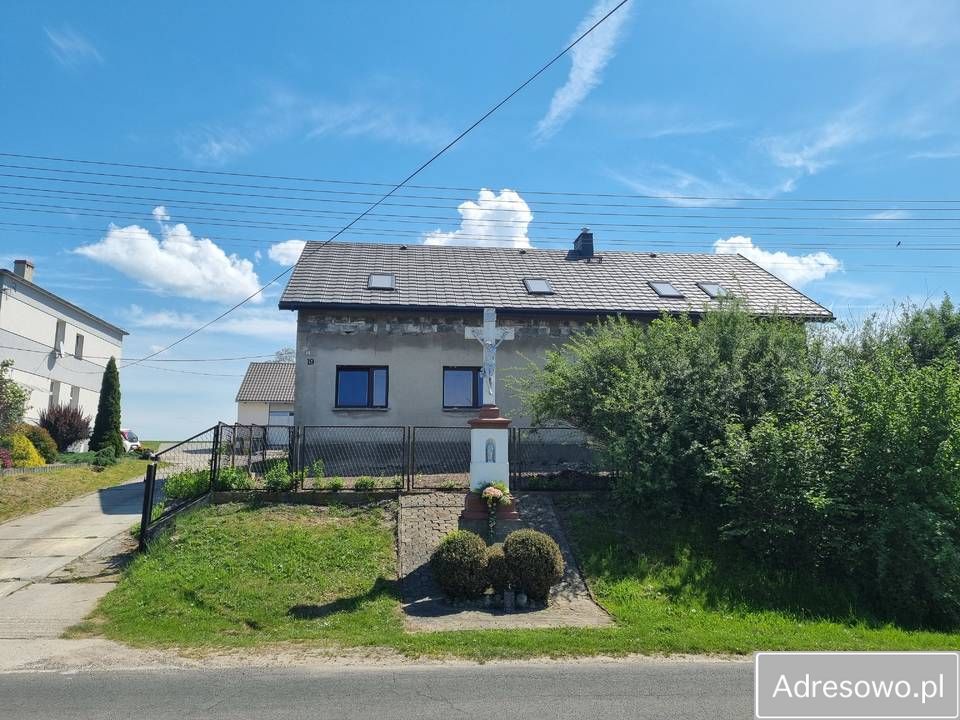 dom wolnostojący, 4 pokoje Sarnów, ul. Wiejska. Zdjęcie 2