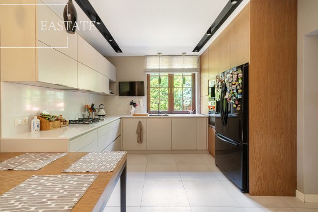 dom wolnostojący, 8 pokoi Warszawa Wawer, ul. Drwali. Zdjęcie 3