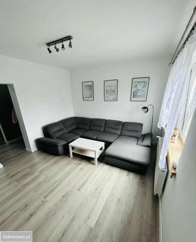 Mieszkanie 3-pokojowe Lubań, ul. Wojska Polskiego. Zdjęcie 1