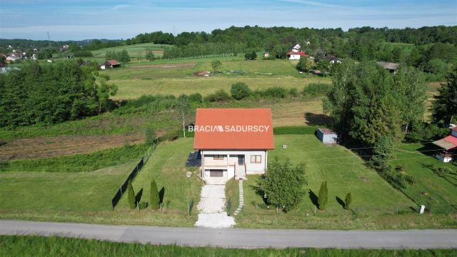 dom wolnostojący, 5 pokoi Poręba Spytkowska, ul. Graniczna. Zdjęcie 23