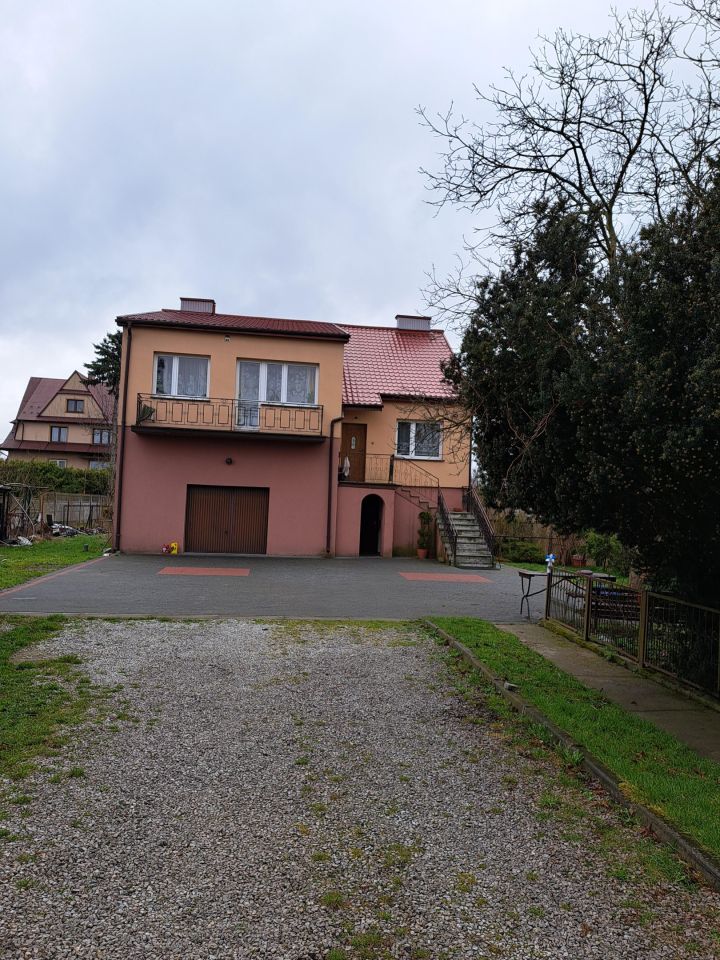 dom wolnostojący, 9 pokoi Wielogóra, ul. Warszawska. Zdjęcie 6