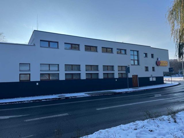 Lokal Kraków Podgórze Duchackie, ul. Nowosądecka. Zdjęcie 1
