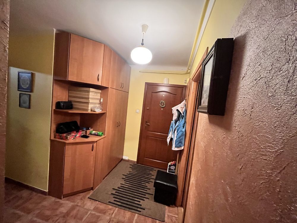 Mieszkanie 3-pokojowe Stalowa Wola, ul. Polskiego Czerwonego Krzyża. Zdjęcie 5