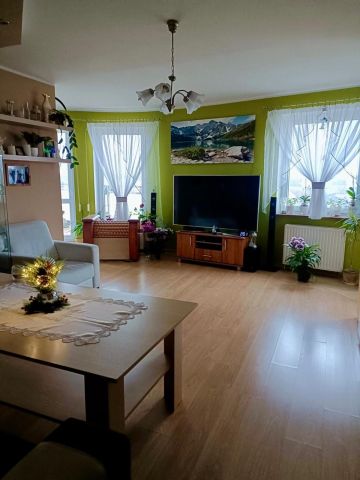 Mieszkanie 4-pokojowe Środa Wielkopolska, os. Prymasa Wyszyńskiego. Zdjęcie 1