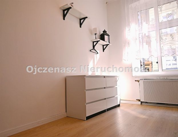Mieszkanie 3-pokojowe Bydgoszcz Śródmieście. Zdjęcie 2
