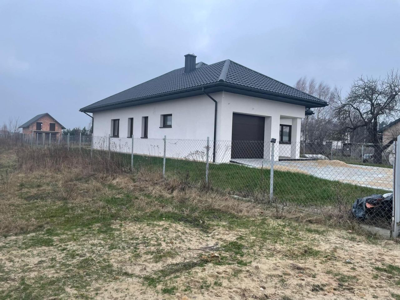 dom wolnostojący, 4 pokoje Kajetany, ul. Czarny Las. Zdjęcie 3