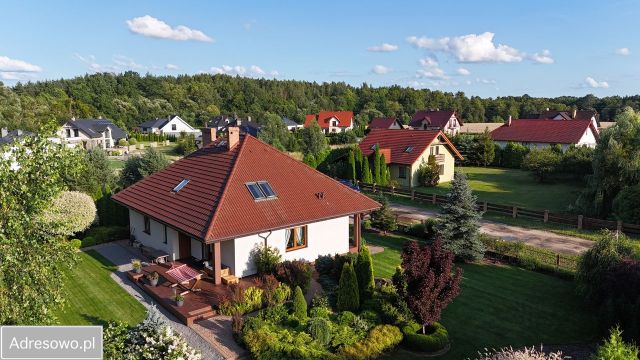 dom wolnostojący, 5 pokoi Kolincz, os. Osiedle na Wyspie. Zdjęcie 1