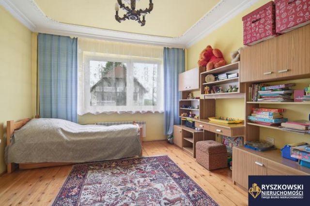 dom wolnostojący, 8 pokoi Szczebrzeszyn, ul. Parkowa. Zdjęcie 9