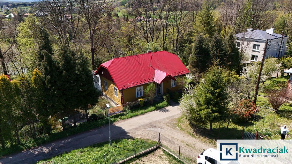 dom wolnostojący, 5 pokoi Jedlicze, ul. Nad Skarpą. Zdjęcie 2