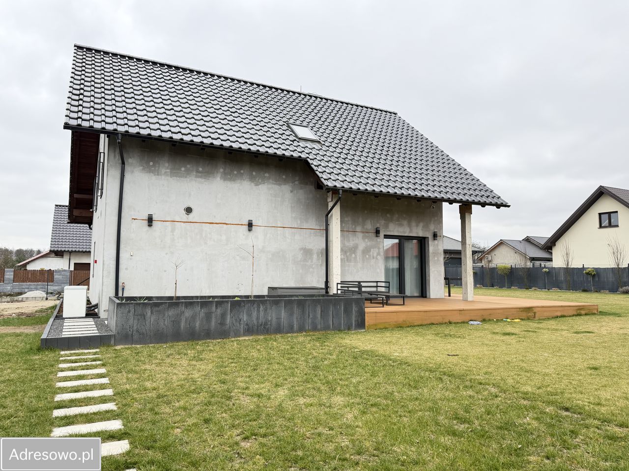 dom wolnostojący, 4 pokoje Sokołowice. Zdjęcie 9