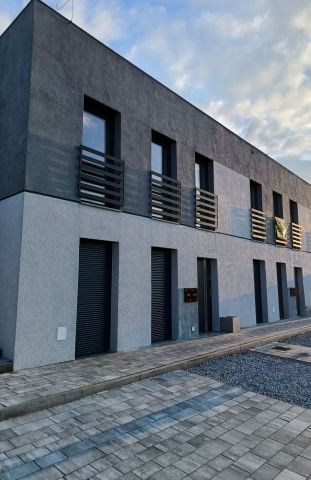 Mieszkanie 2-pokojowe Opole, ul. Jodłowa. Zdjęcie 1