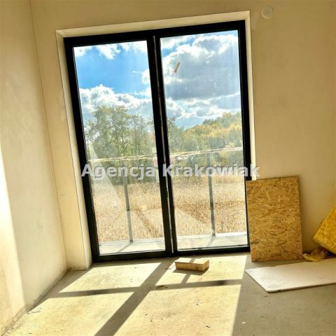 bliźniak, 5 pokoi Bibice. Zdjęcie 10