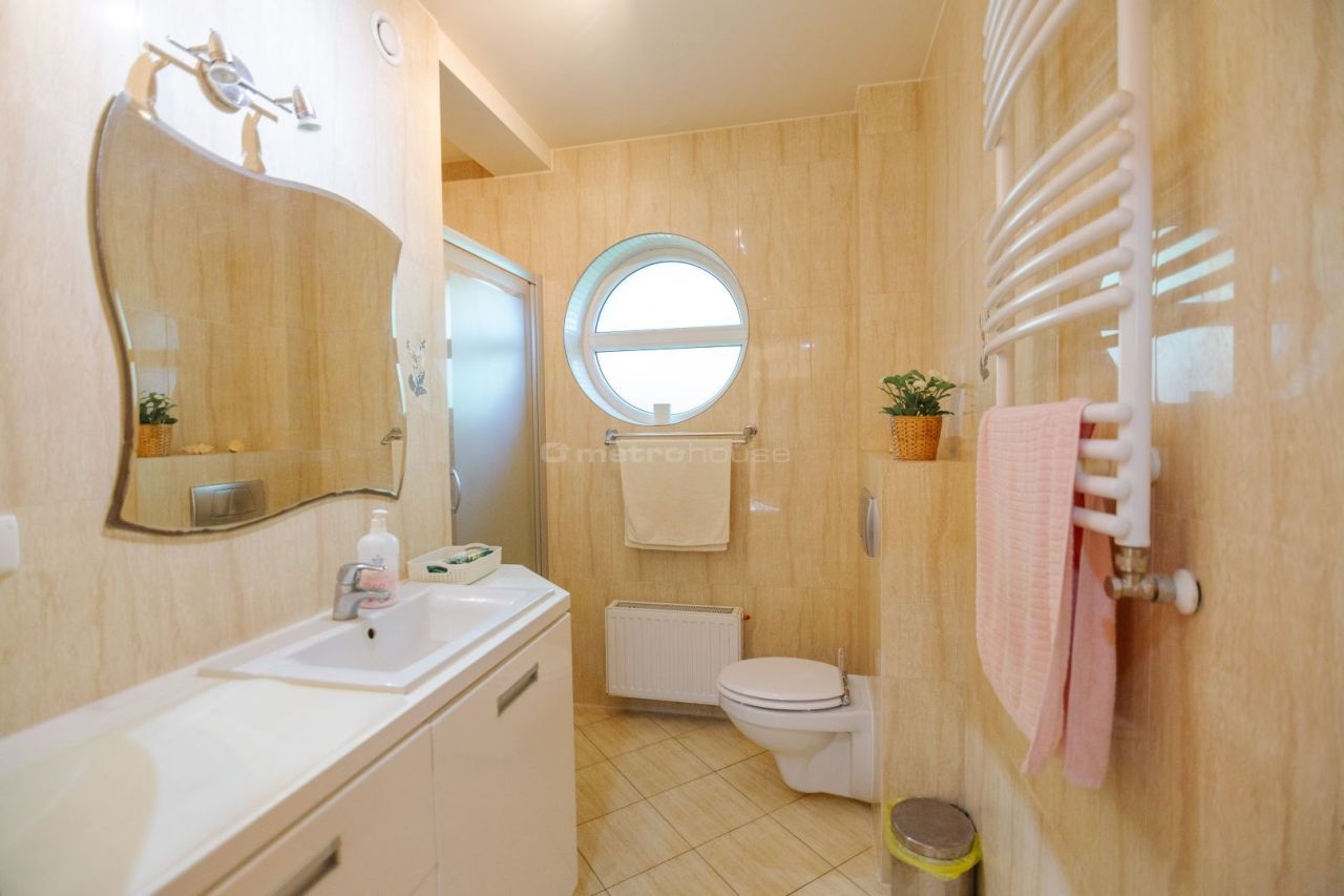 dom wolnostojący, 6 pokoi Stanisławów Pierwszy. Zdjęcie 12