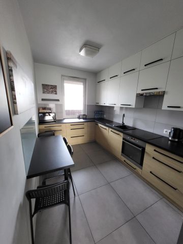 Mieszkanie 3-pokojowe Kraków Czyżyny, ul. Bolesława Orlińskiego. Zdjęcie 1