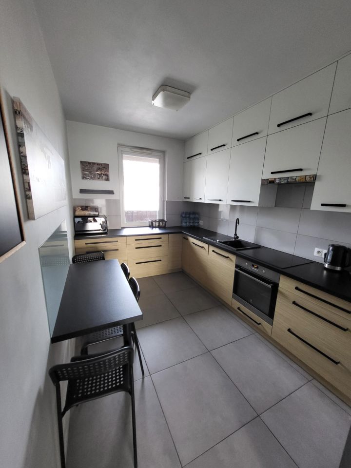 Mieszkanie 3-pokojowe Kraków Czyżyny, ul. Bolesława Orlińskiego. Zdjęcie 1